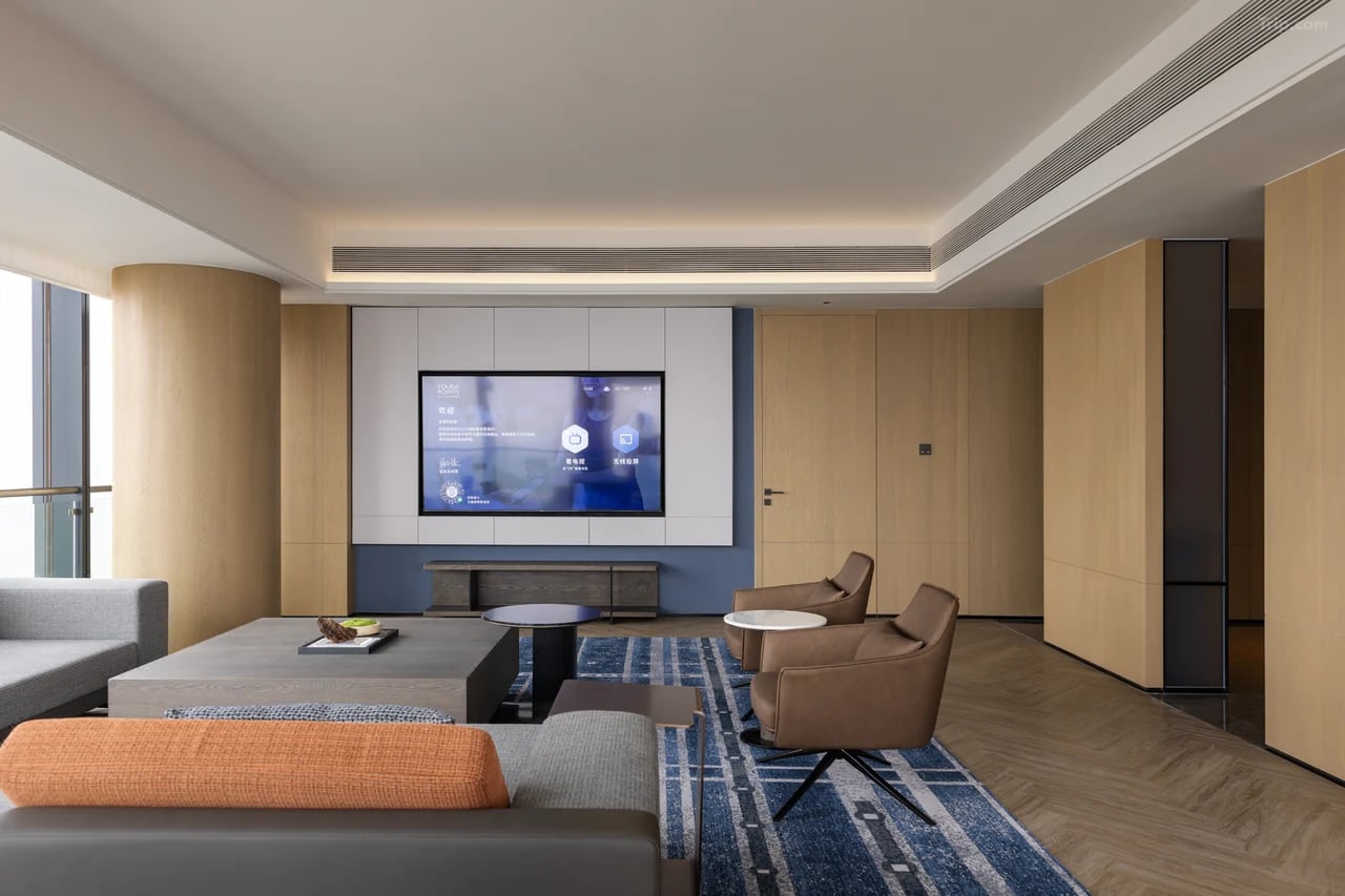 Four Points by Sheraton — 5